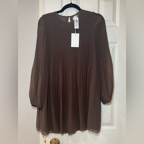 Aritzia Wilfred Daydreamer Pleated chiffon mini dress - Picture 11 of 11